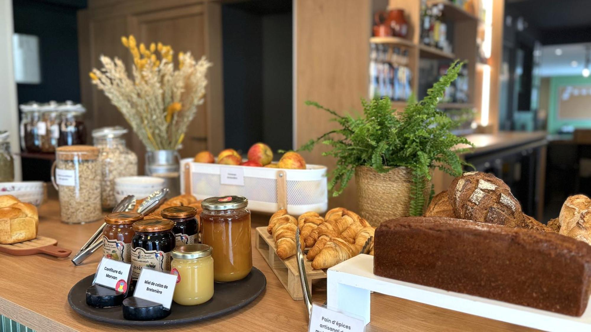 Greet Hotel Dijon Sud 朗维克 外观 照片